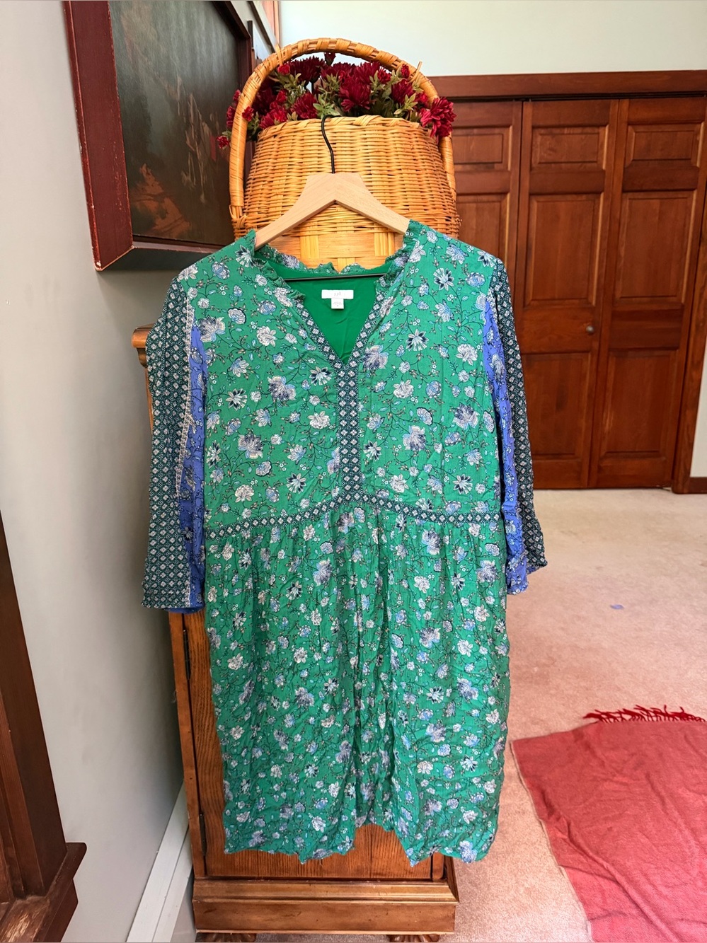 J. Jill Green Floral Tiered V-Neck Dress with Blue Accents